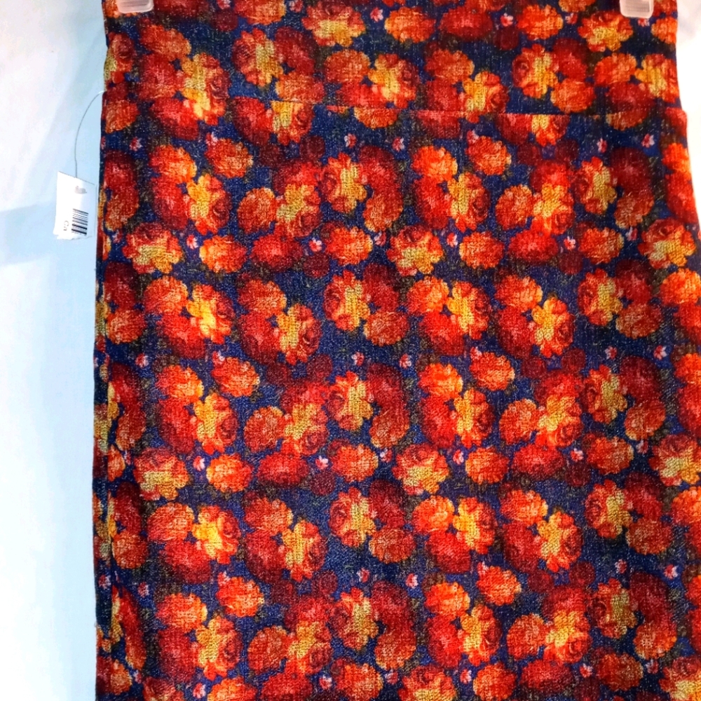 LuLaRoe Cassie skirt